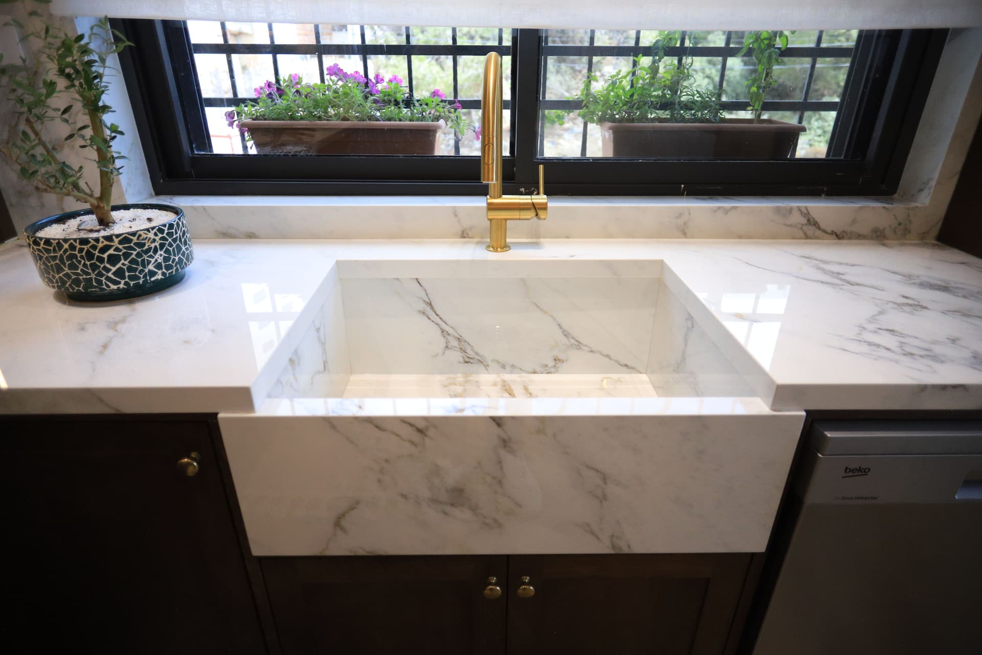 حوض بورسلان