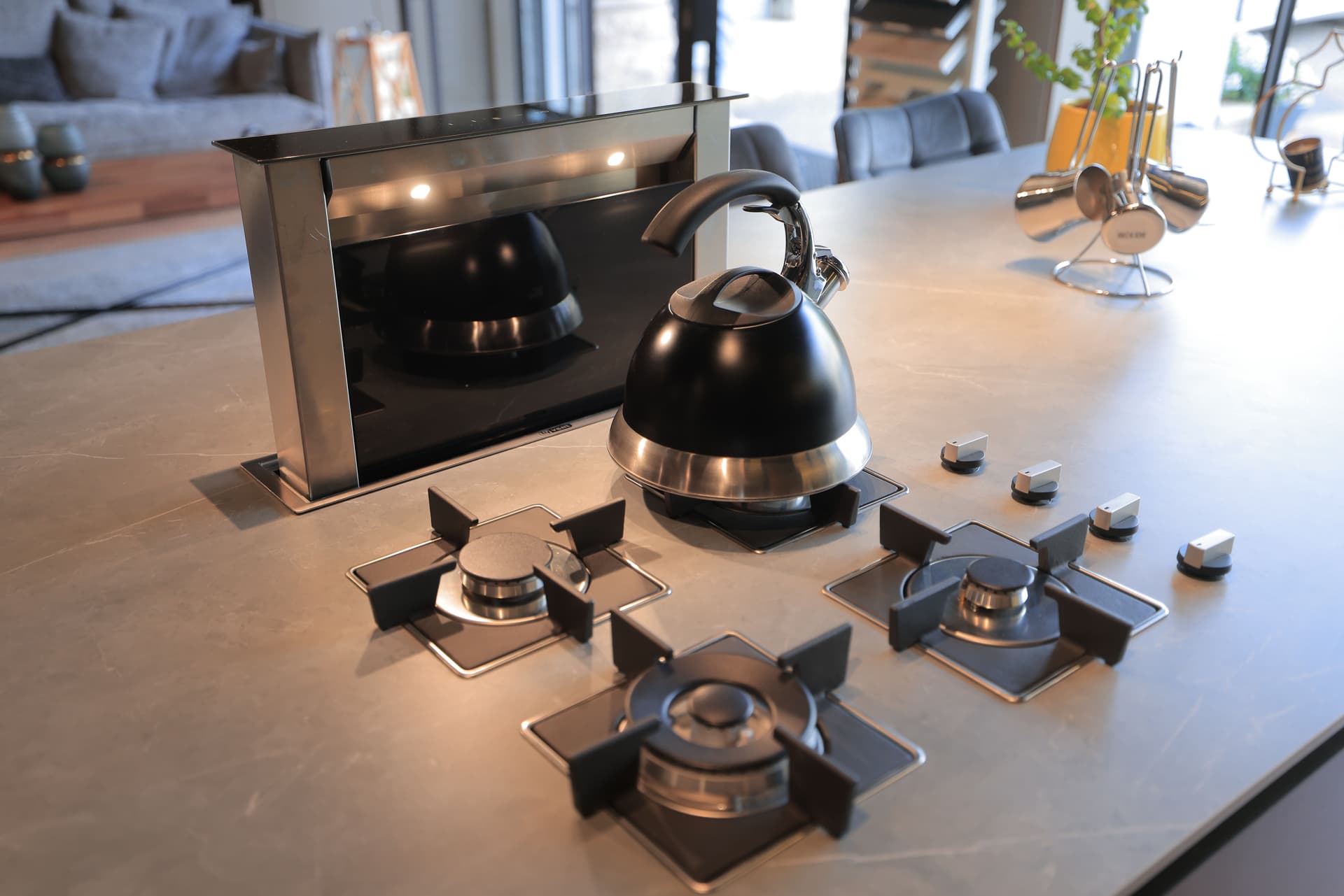 غاز عيون حفر